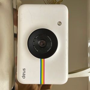 POLAROID CAMERA